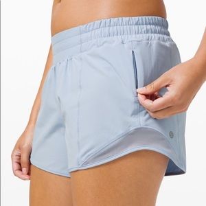 Lululemon Hotty Hot Short 4’